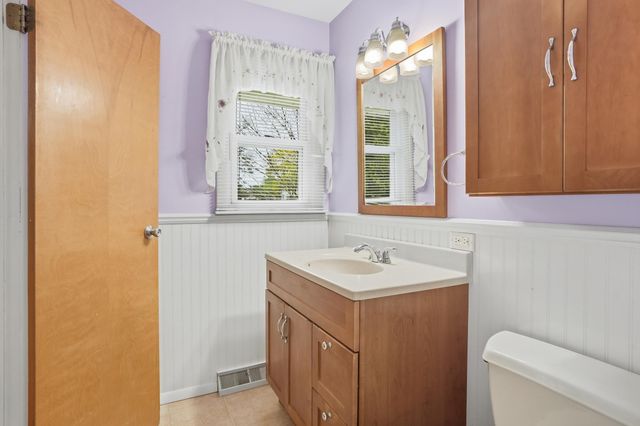 7605 W 86th Avenue, Crown Point, IN 46307