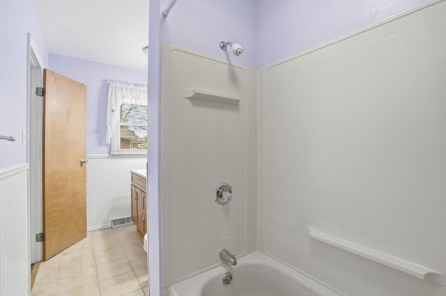 7605 W 86th Avenue, Crown Point, IN 46307