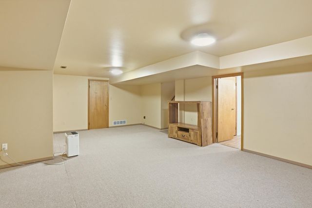 7605 W 86th Avenue, Crown Point, IN 46307