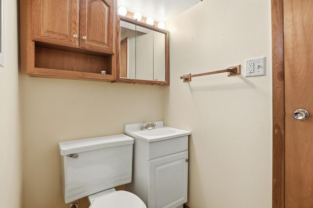 7605 W 86th Avenue, Crown Point, IN 46307