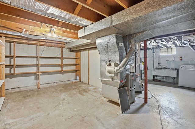 7605 W 86th Avenue, Crown Point, IN 46307