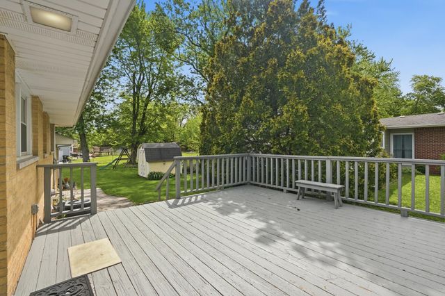 7605 W 86th Avenue, Crown Point, IN 46307