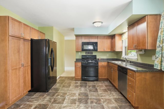 7605 W 86th Avenue, Crown Point, IN 46307