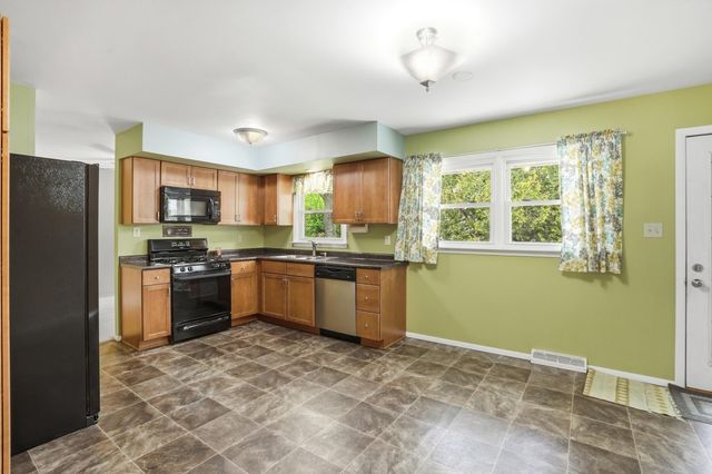 7605 W 86th Avenue, Crown Point, IN 46307