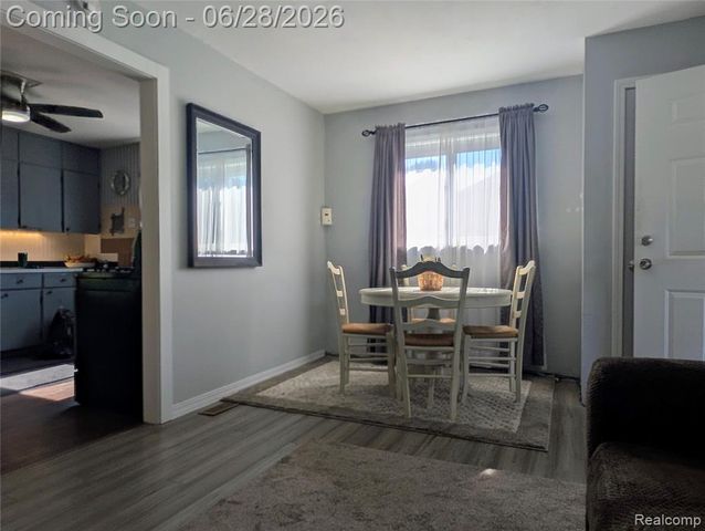 4456 E Coldwater Road, Flint, MI 48506