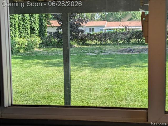 4456 E Coldwater Road, Flint, MI 48506