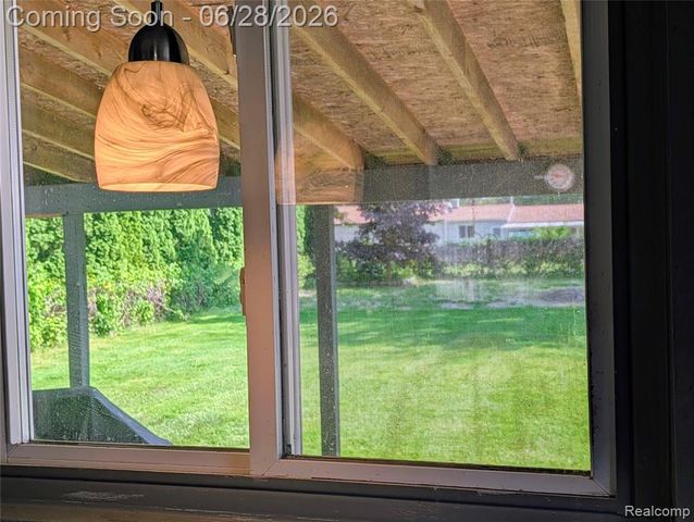 4456 E Coldwater Road, Flint, MI 48506