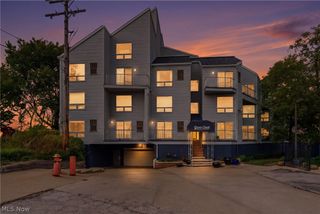 1900 Grove Court 112, Cleveland, OH 44113
