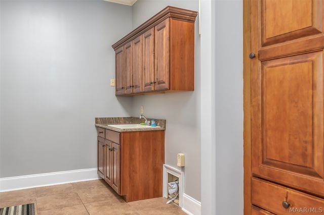 9533 FENDALL HALL Circle, Montgomery, AL 36117