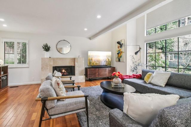 6875 The Turn, Oakland, CA 94611