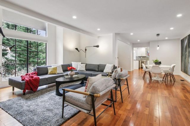 6875 The Turn, Oakland, CA 94611