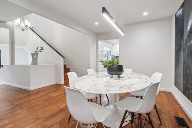 6875 The Turn, Oakland, CA 94611