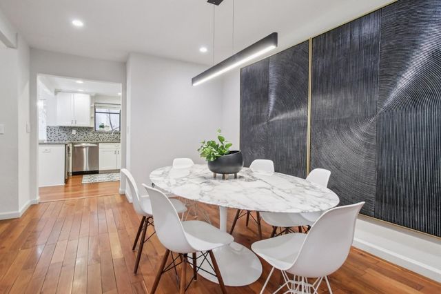 6875 The Turn, Oakland, CA 94611