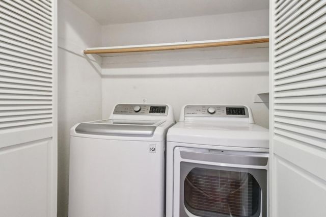 6875 The Turn, Oakland, CA 94611