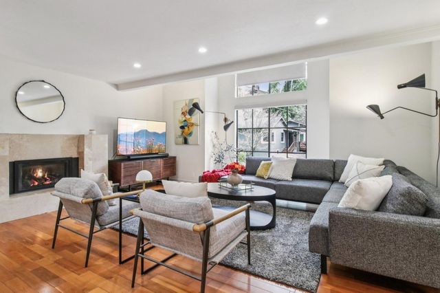 6875 The Turn, Oakland, CA 94611