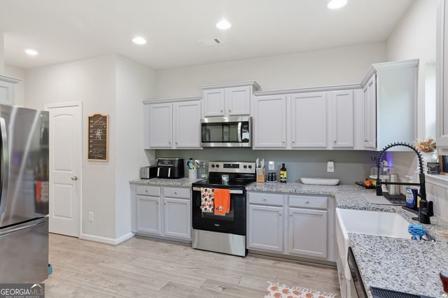 617 Huntington Lane, Cornelia, GA 30531