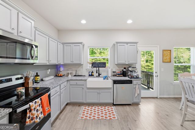 617 Huntington Lane, Cornelia, GA 30531