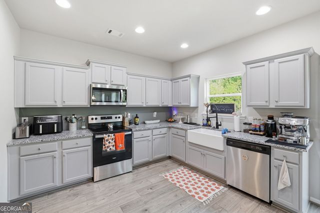 617 Huntington Lane, Cornelia, GA 30531