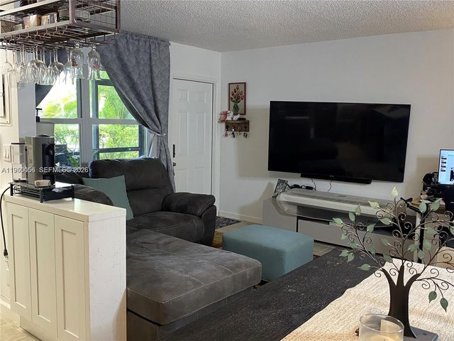 1425 Arthur St 115B, Hollywood, FL 33020