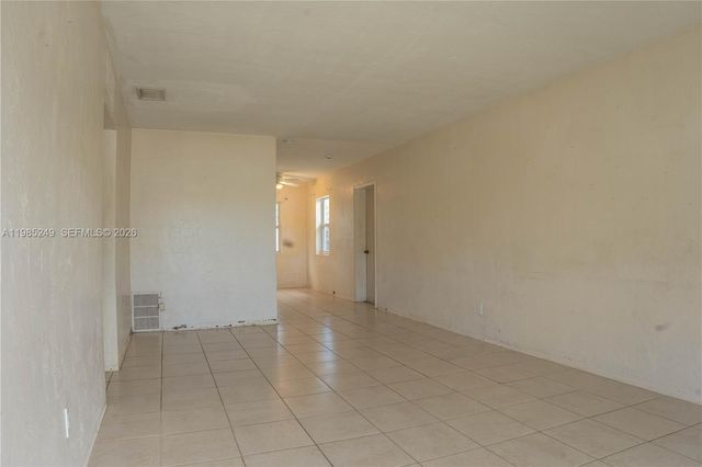 3230 SW 47th Ave, West Park, FL 33023