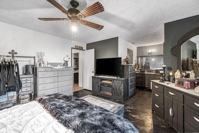 1123 Post Street, Sanger, CA 93657