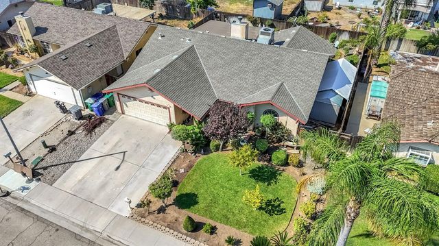 1123 Post Street, Sanger, CA 93657