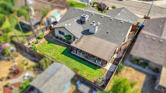 1123 Post Street, Sanger, CA 93657