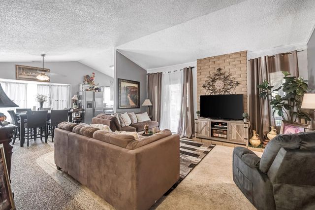 1123 Post Street, Sanger, CA 93657