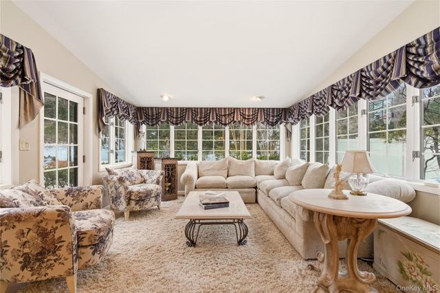 1017 Friendly Road, Upper Brookville, NY 11771