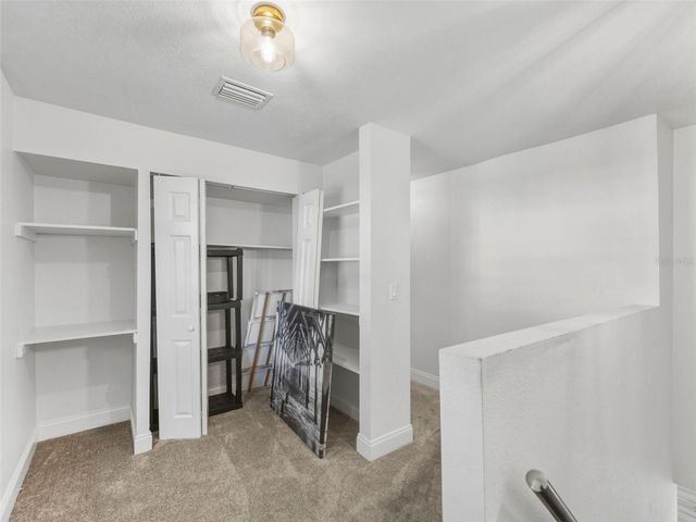 4016 W NASSAU STREET, Tampa, FL 33607
