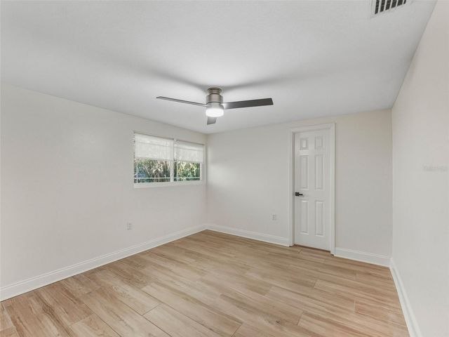 4016 W NASSAU STREET, Tampa, FL 33607