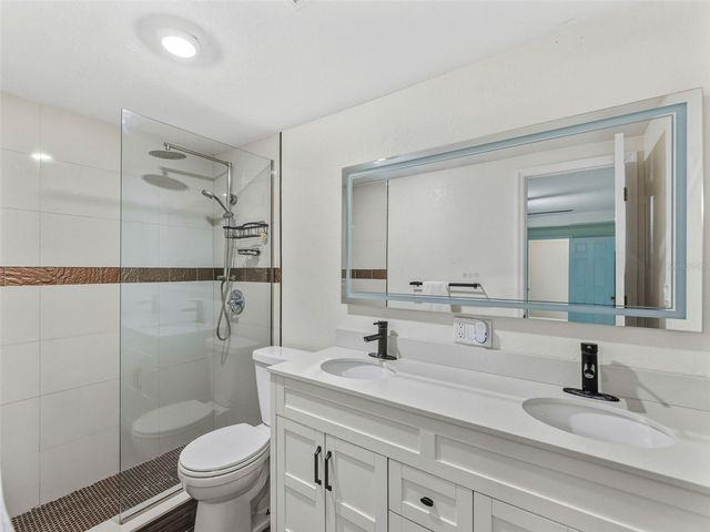 4016 W NASSAU STREET, Tampa, FL 33607