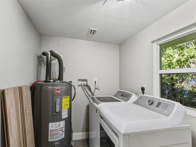 4016 W NASSAU STREET, Tampa, FL 33607