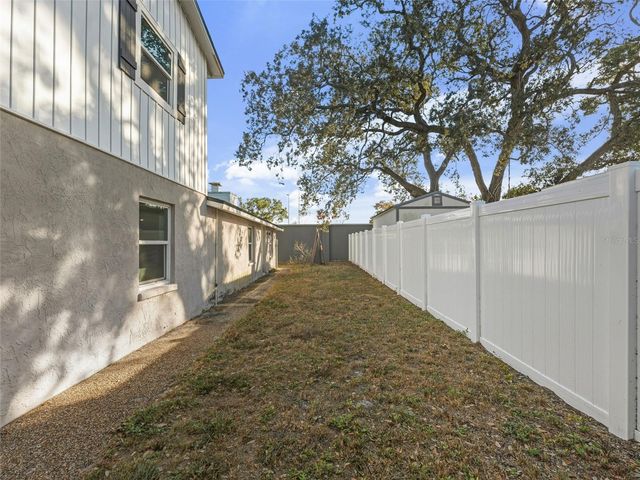 4016 W NASSAU STREET, Tampa, FL 33607