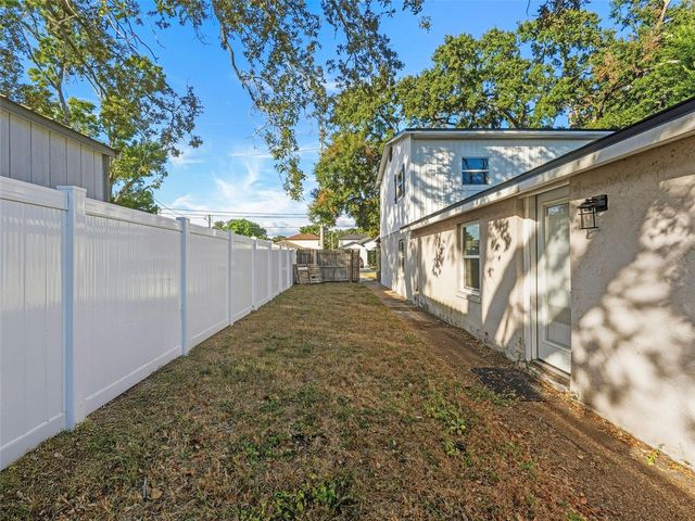 4016 W NASSAU STREET, Tampa, FL 33607