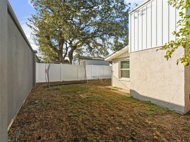 4016 W NASSAU STREET, Tampa, FL 33607