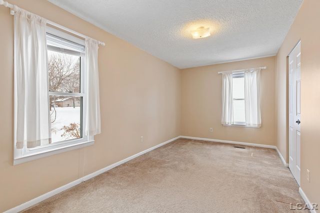 211 S Maumee Street, Tecumseh, MI 49286