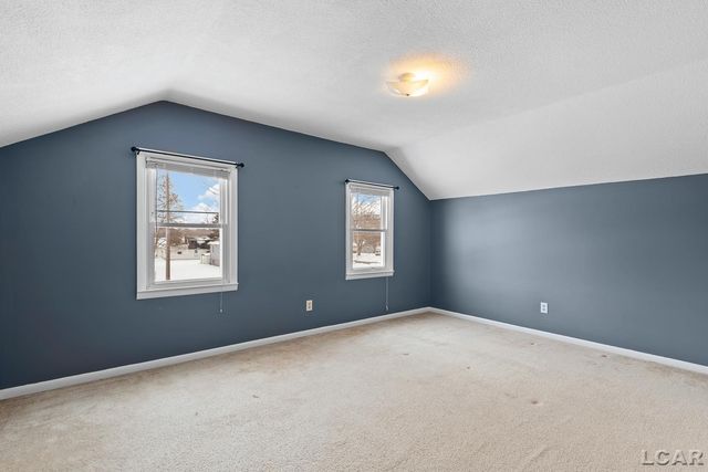 211 S Maumee Street, Tecumseh, MI 49286