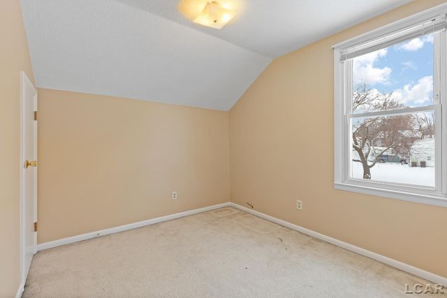 211 S Maumee Street, Tecumseh, MI 49286