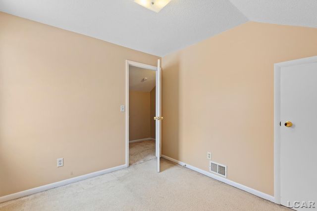 211 S Maumee Street, Tecumseh, MI 49286