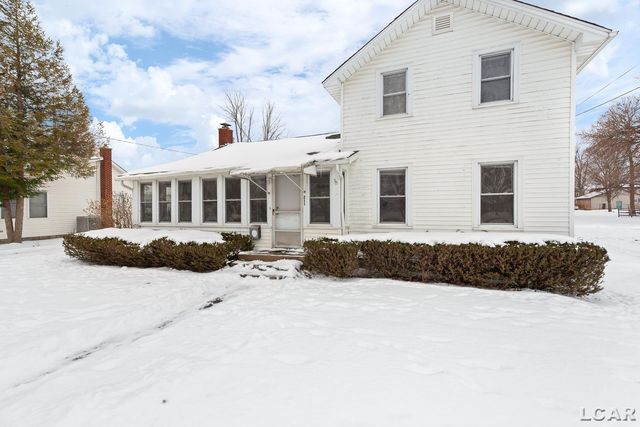 211 S Maumee Street, Tecumseh, MI 49286