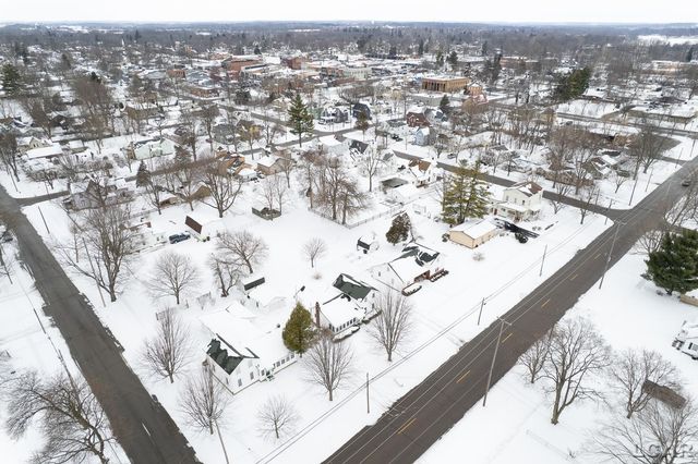 211 S Maumee Street, Tecumseh, MI 49286