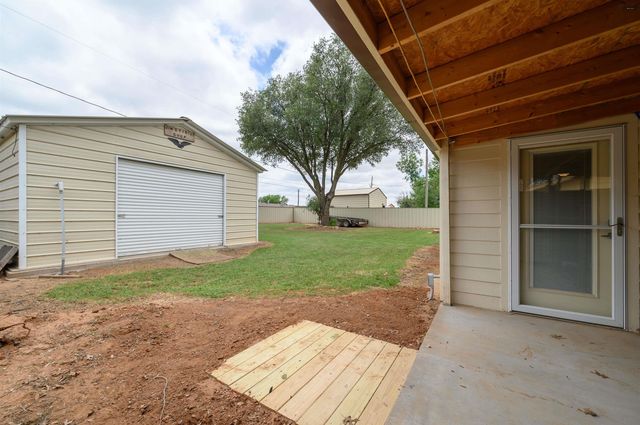 1308 AMHERST STREET, Burkburnett, TX 76354