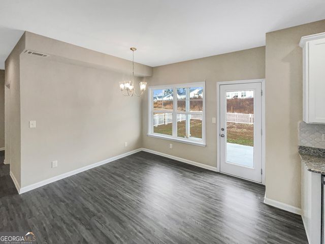 357 Soldiers Pathway, Calhoun, GA 30701