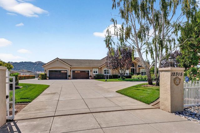 12315 Harding Avenue, San Martin, CA 95046