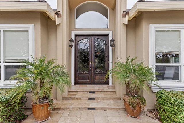 12315 Harding Avenue, San Martin, CA 95046