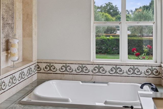 12315 Harding Avenue, San Martin, CA 95046