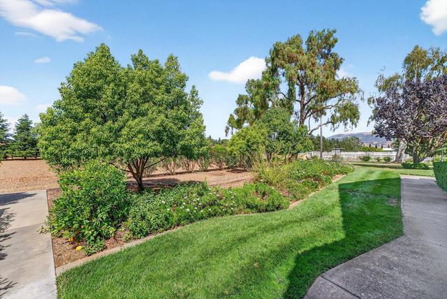 12315 Harding Avenue, San Martin, CA 95046