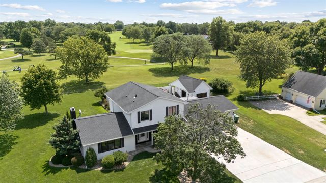 3609 Kingswood Place, Waterloo, IA 50701