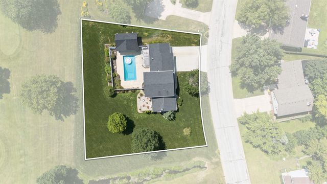 3609 Kingswood Place, Waterloo, IA 50701